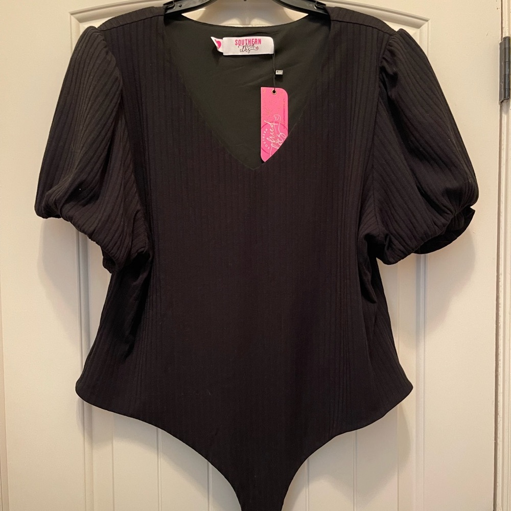 Black puffy sleeves bodysuit
